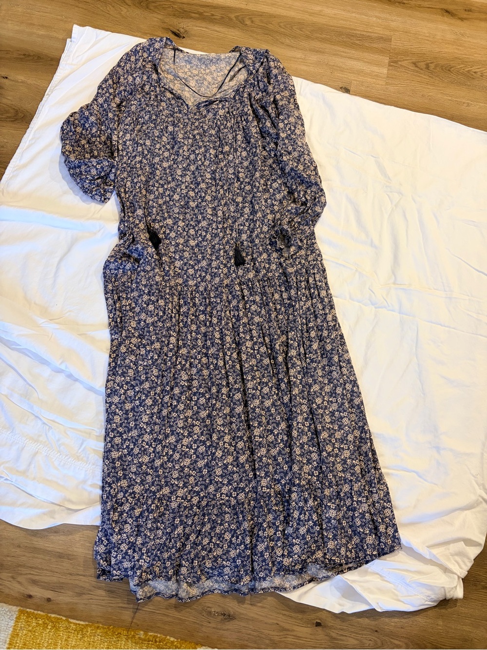 Carly Jean Women’s Blue Floral Dress - Lightweight Floral Print